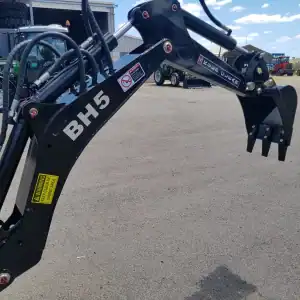tractor backhoe bh5