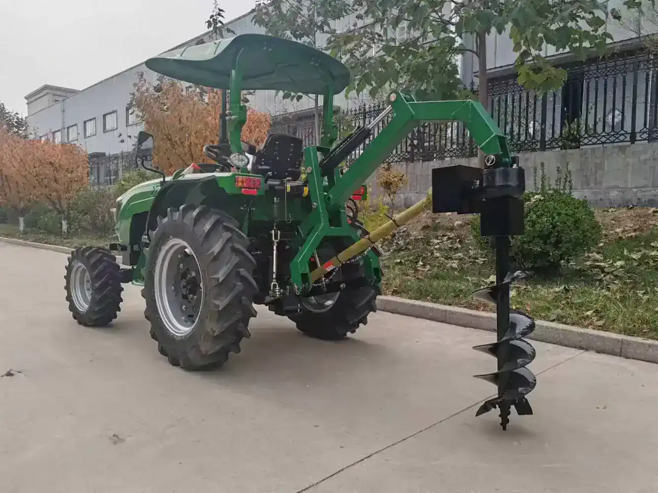 Hydraulic Post Hole Digger with 12" Auger