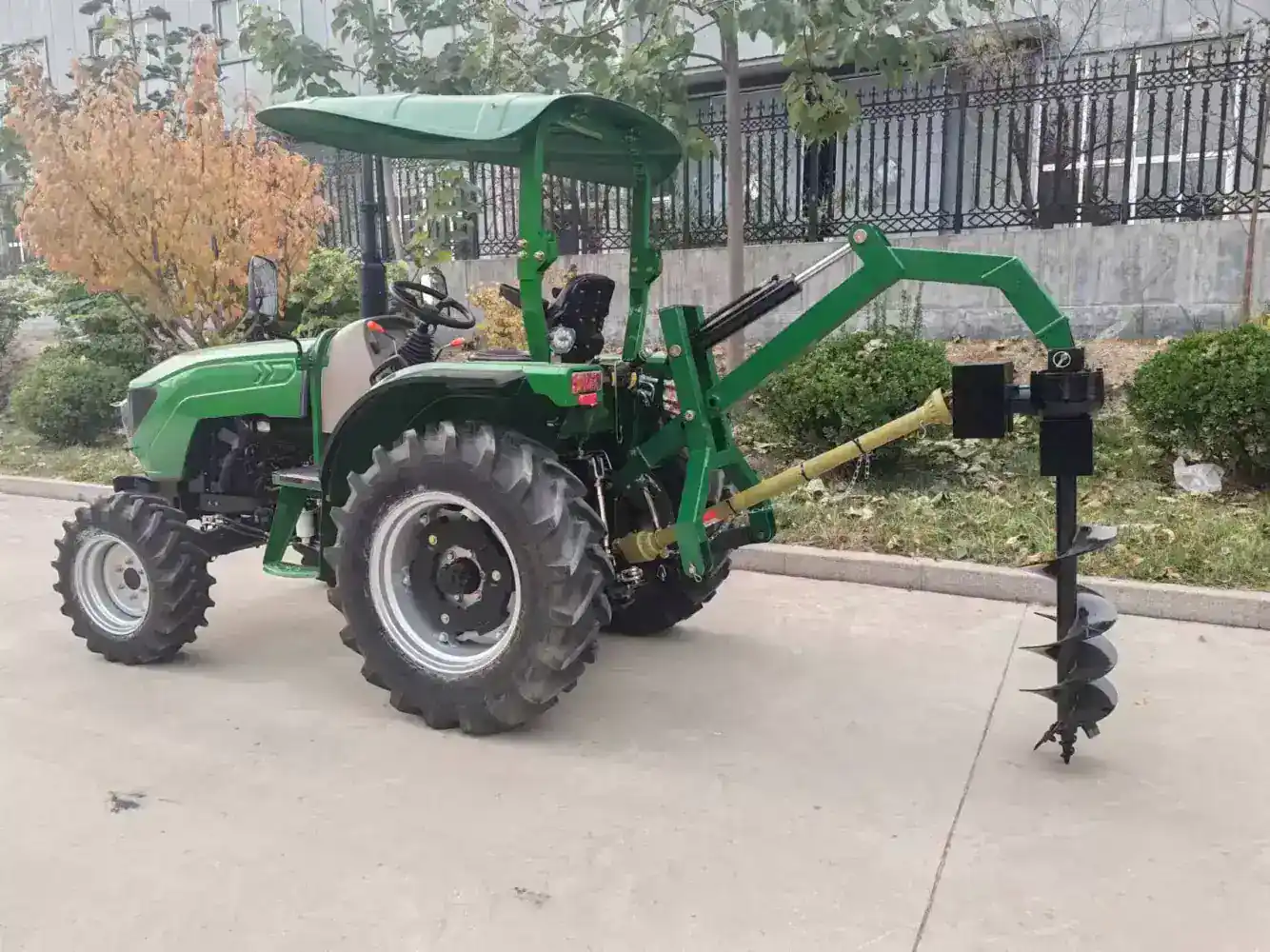 Hydraulic Post Hole Digger with 12" Auger